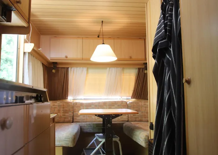 Full-service Caravan